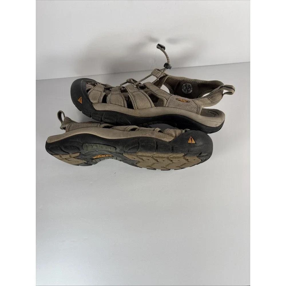 Keen Newport H2 Sandals Mens Size 11 Water Hiking Hybrid Gorpcore Slip On